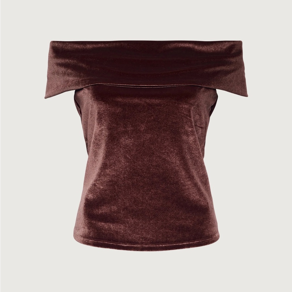 OAK + FORT Off-Shoulder Velvet Top